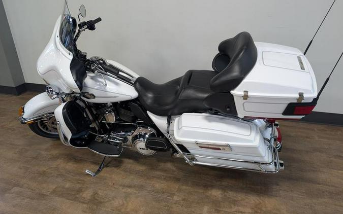 2013 Harley-Davidson® FLHTCU - Electra Glide® Ultra Classic®