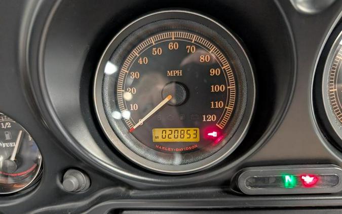 2013 Harley-Davidson® FLHTCU - Electra Glide® Ultra Classic®