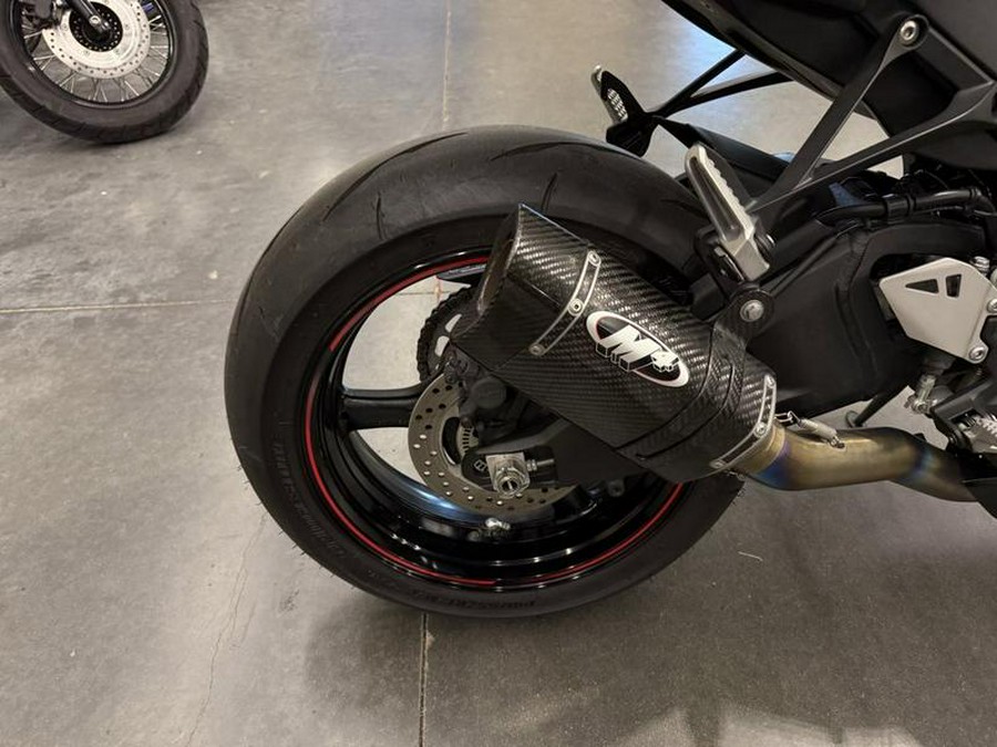 2022 Kawasaki Ninja® ZX™-10R ABS