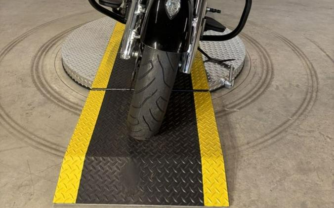 2021 Indian Motorcycle® CHIEFTAIN, THUNDER BLACK, 49ST