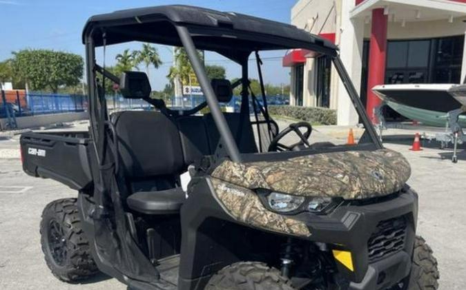 2023 Can-Am® Defender DPS HD7 Mossy Oak Break-Up Country Camo