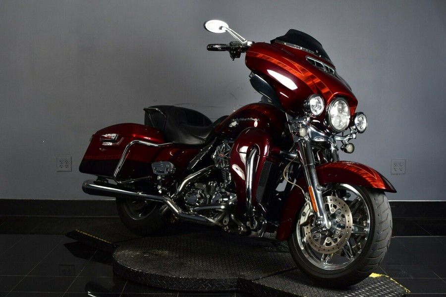 2014 Harley-Davidson® CVO™ Electra Glide Ultra Limited®