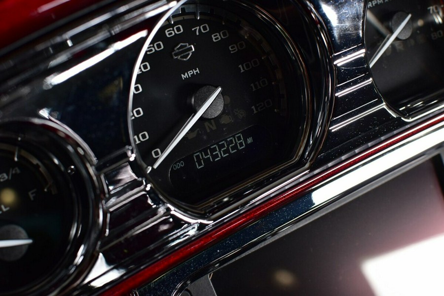 2014 Harley-Davidson® CVO™ Electra Glide Ultra Limited®