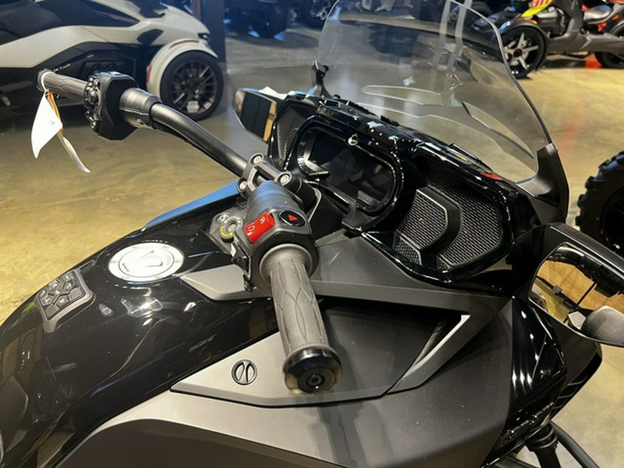 2024 Can-Am Spyder F3 Limited Dark Wheels
