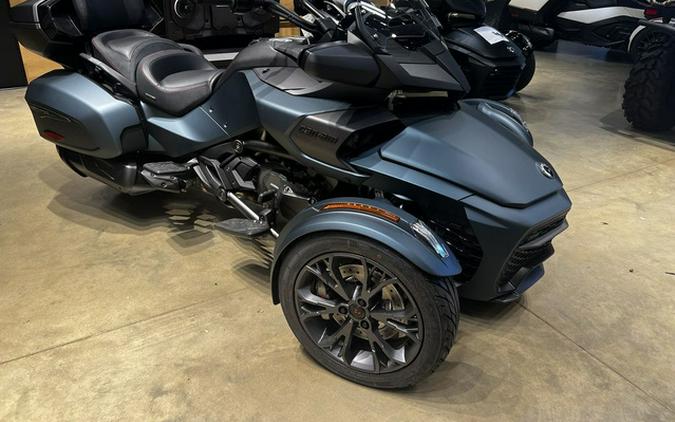 2024 Can-Am Spyder F3 Limited Dark Wheels