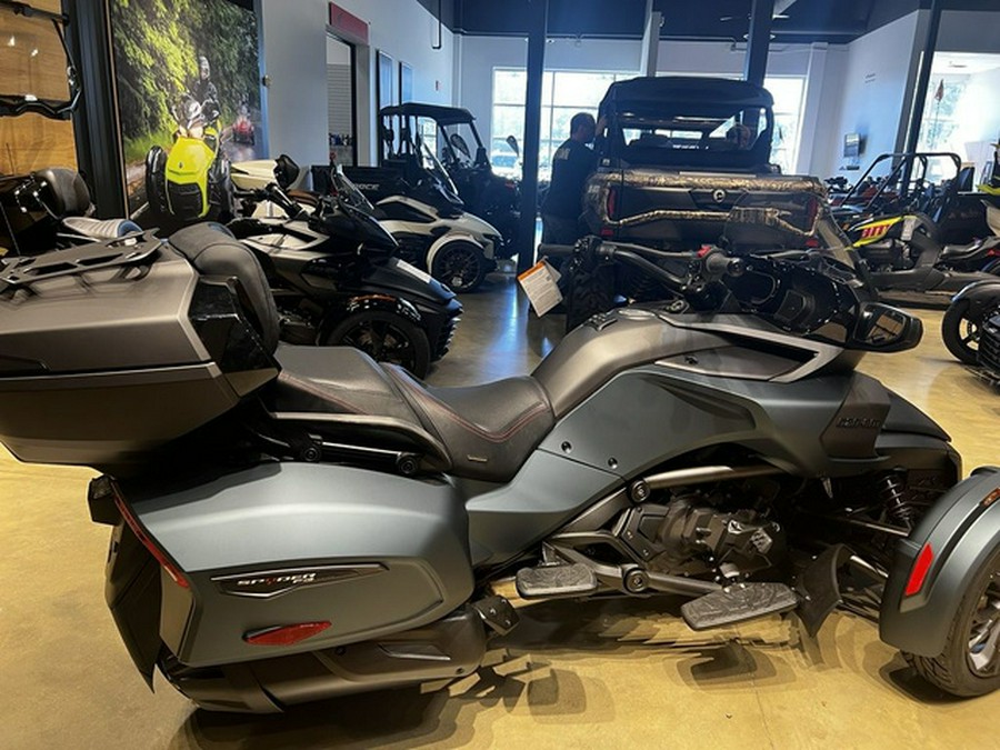 2024 Can-Am Spyder F3 Limited Dark Wheels