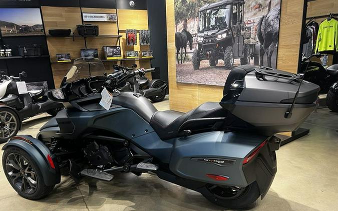 2024 Can-Am Spyder F3 Limited Dark Wheels