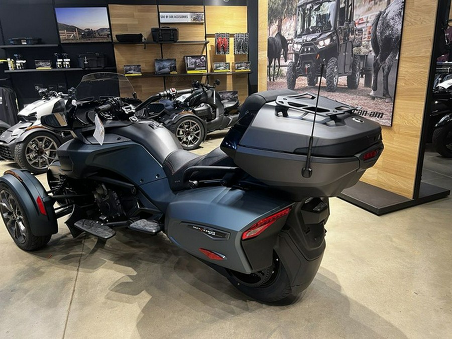 2024 Can-Am Spyder F3 Limited Dark Wheels