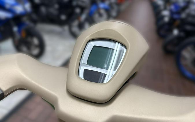 2024 Vespa 946 DRAGON 150