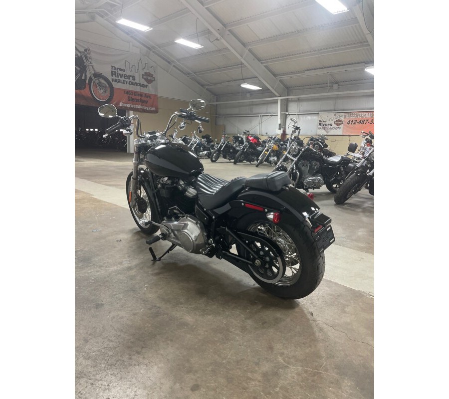 2020 Harley-Davidson® Softail Standard® Vivid Black