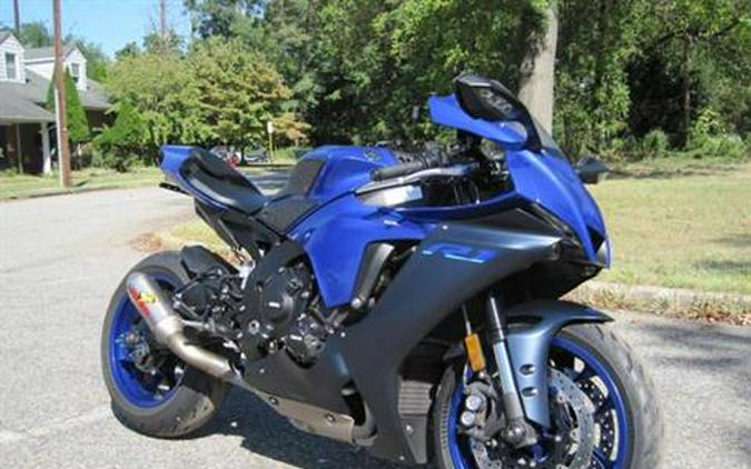 2022 Yamaha YZF-R1