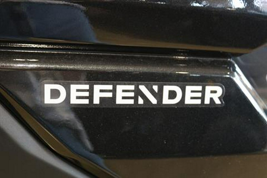 2025 Can-Am Defender DPS HD9