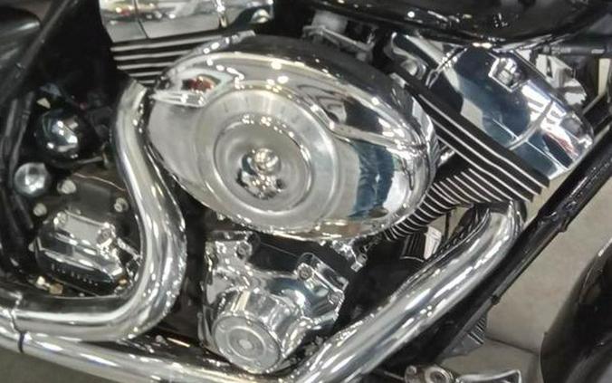 2007 Harley-Davidson® FLHRC - Road King® Classic