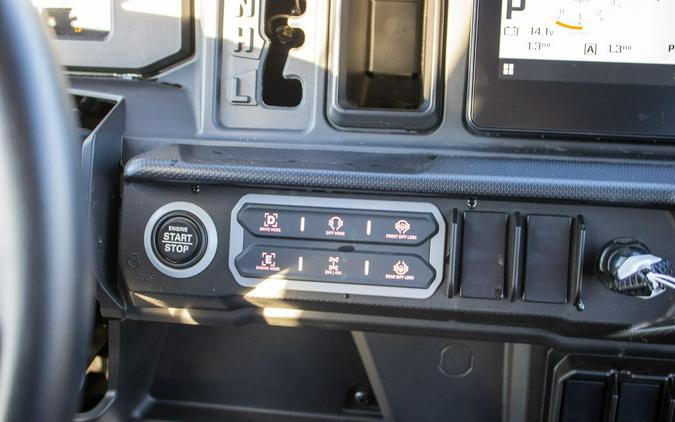 2026 CAN-AM DEFENDER MAX LONE STAR HD11