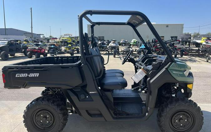 2026 Can-Am® Defender HD7