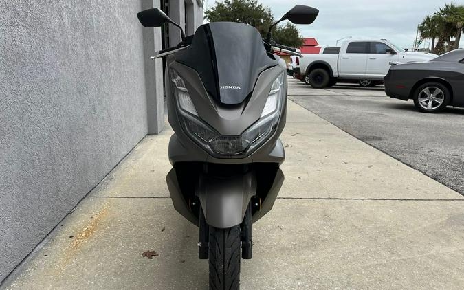 2023 Honda® PCX