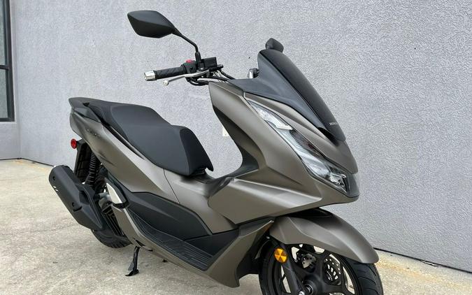 2023 Honda® PCX