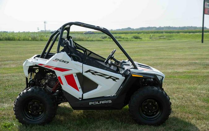 2023 Polaris RZR 200 EFI