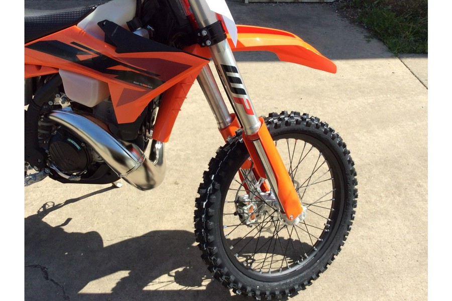 2025 KTM 250 XC
