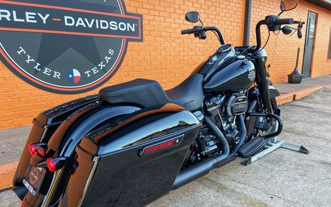 2025 Harley-Davidson® FLHRXS - Road King® Special