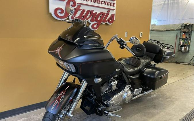 2014 Harley-Davidson FLHXS - Street Glide Special