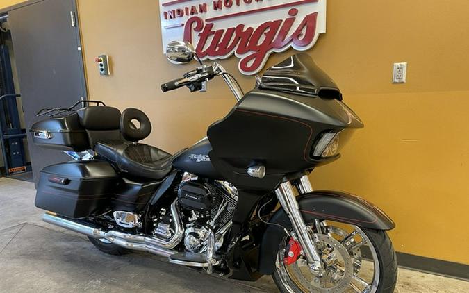 2014 Harley-Davidson FLHXS - Street Glide Special
