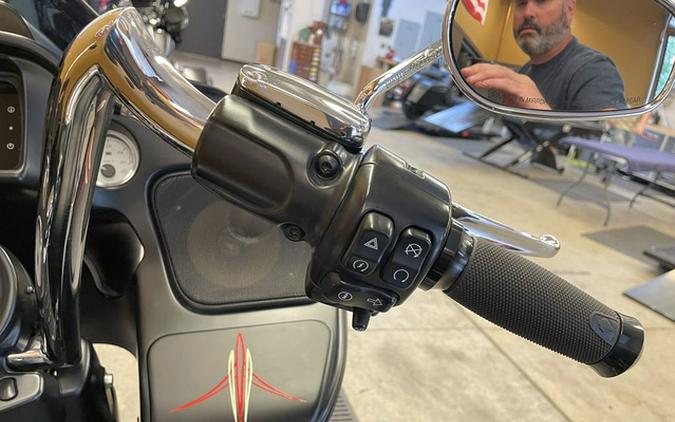 2014 Harley-Davidson FLHXS - Street Glide Special