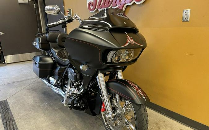 2014 Harley-Davidson FLHXS - Street Glide Special
