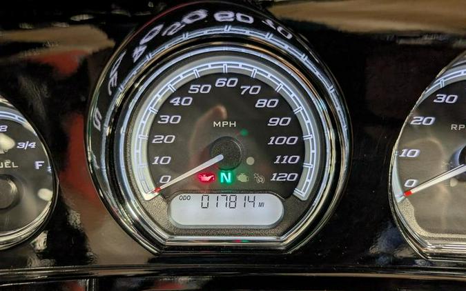 2016 Harley-Davidson® FLHTKL - Ultra Limited Low