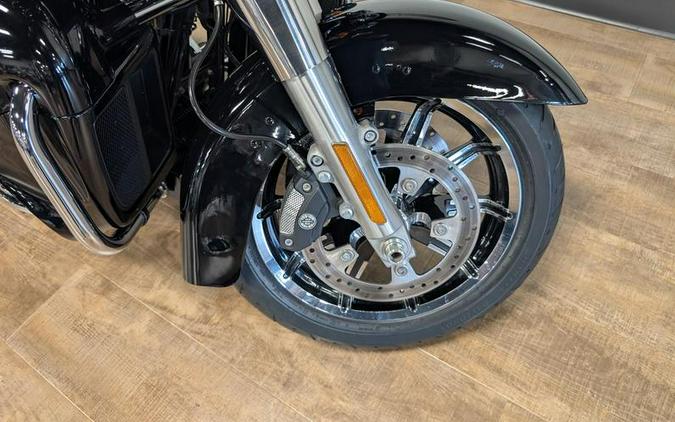 2016 Harley-Davidson® FLHTKL - Ultra Limited Low