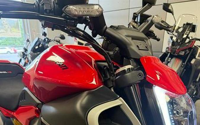 2026 Ducati Diavel V4