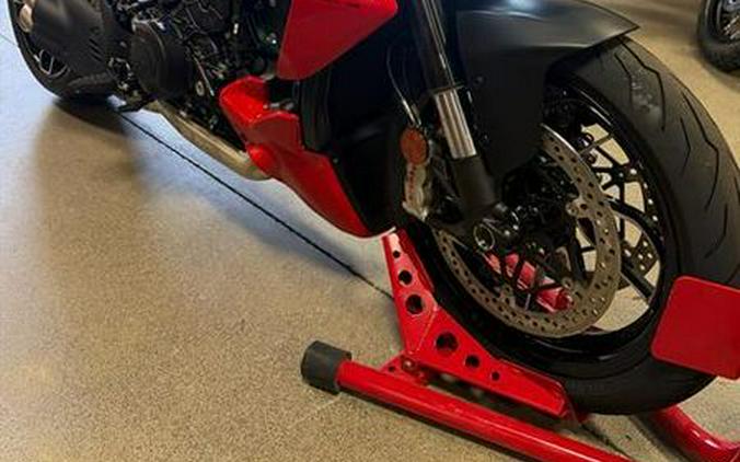 2026 Ducati Diavel V4