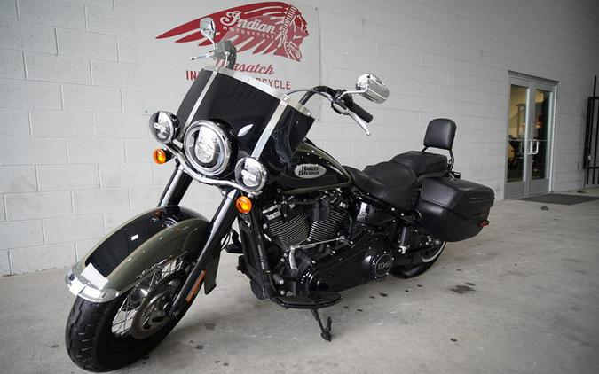 2021 Harley-Davidson® FLHCS - Heritage Classic 114