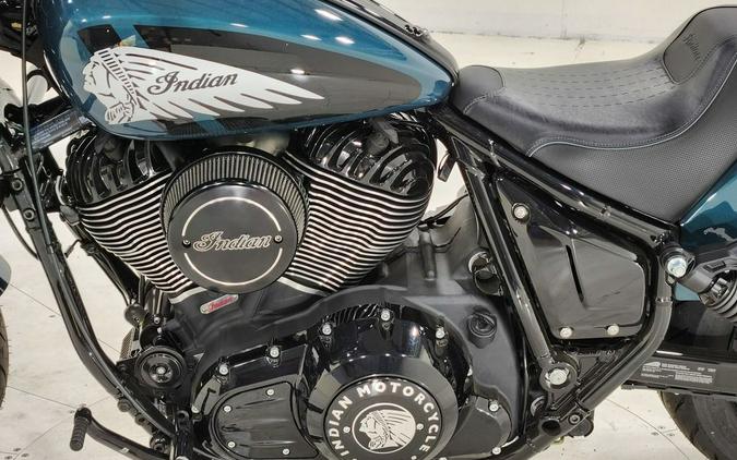 2025 Indian Motorcycle® Sport Chief Cascade Green Metallic