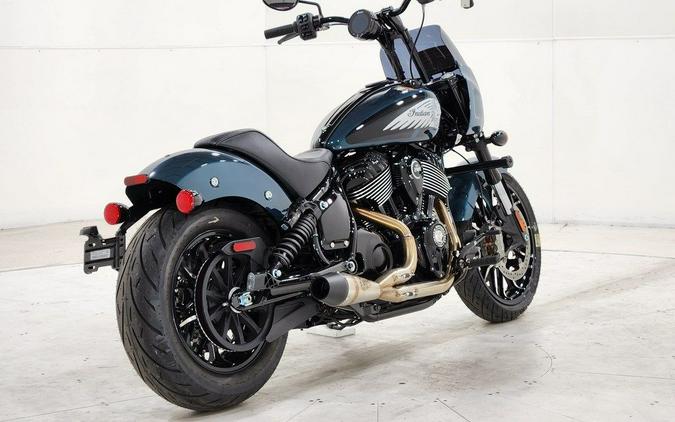 2025 Indian Motorcycle® Sport Chief Cascade Green Metallic