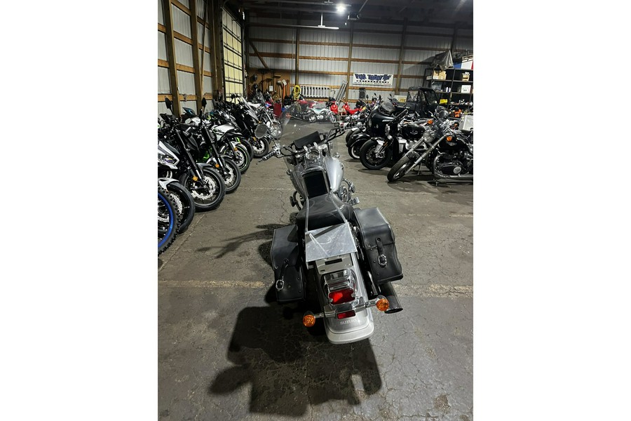 2006 Suzuki BOULEVARD C90