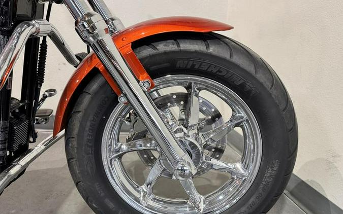 2013 Harley-Davidson® XL1200C-ANV TRIKE