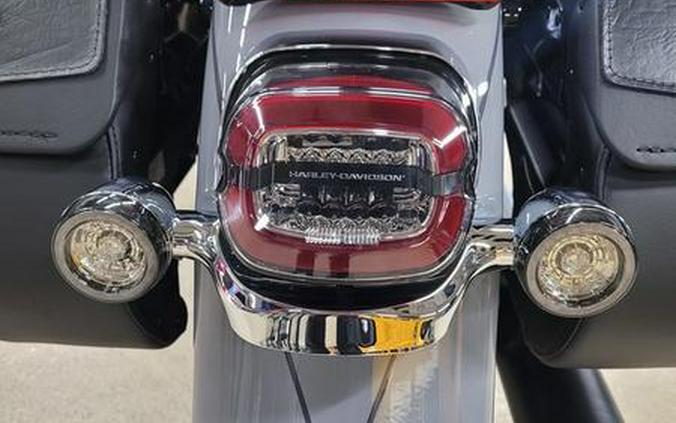 2026 Harley-Davidson® FLHC - Heritage Classic