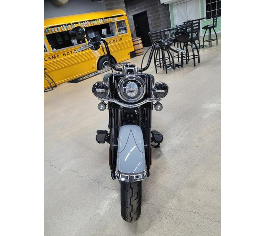 2026 Harley-Davidson® FLHC - Heritage Classic