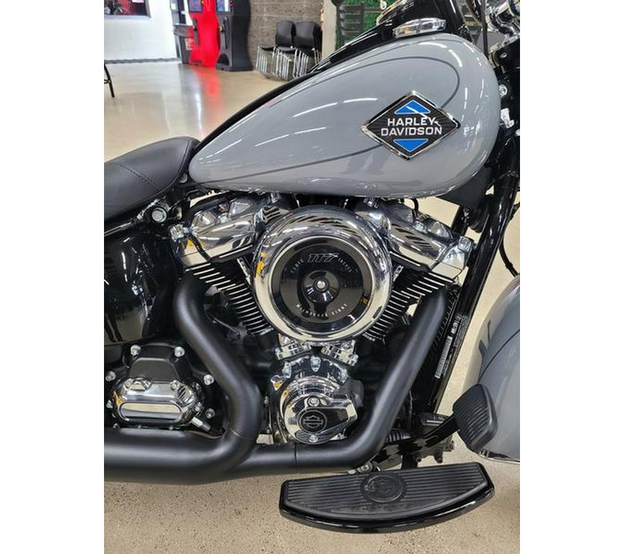 2026 Harley-Davidson® FLHC - Heritage Classic