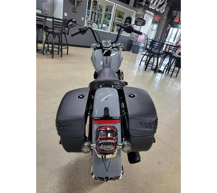 2026 Harley-Davidson® FLHC - Heritage Classic