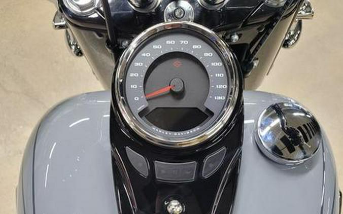 2026 Harley-Davidson® FLHC - Heritage Classic