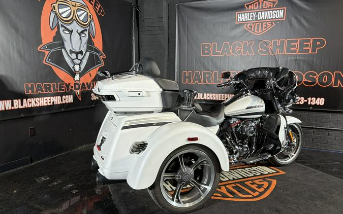 2020 Harley-Davidson® CVO™ Tri Glide® FLHTCUTGSE