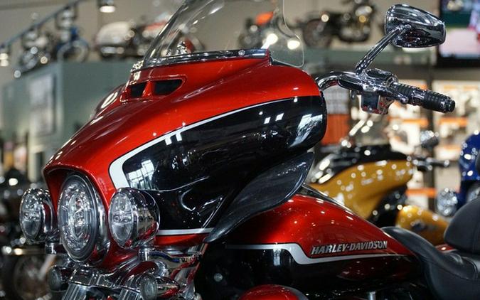 2021 Harley-Davidson Trike FLHTCUTGSE - CVO Tri Glide