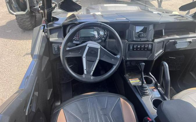 2023 Polaris® General XP4 Deluxe