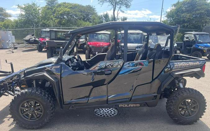 2023 Polaris® General XP4 Deluxe