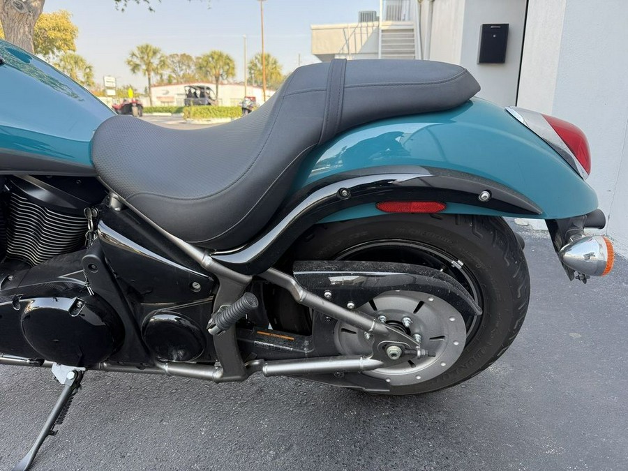 2022 Kawasaki Vulcan® 900 Custom