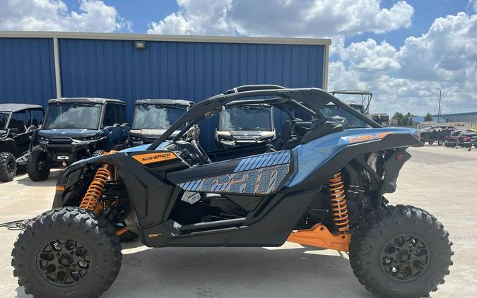 2026 Can-Am® Maverick X3 DS Turbo Scandi Blue & Orange Crush