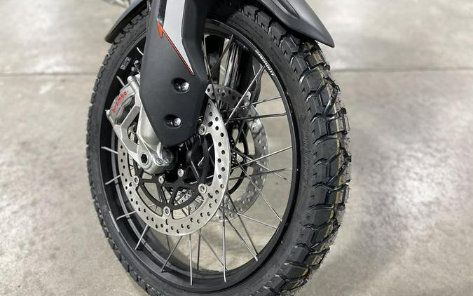 2024 Triumph Tiger 900 Rally Pro Ash Grey / Intense Orange