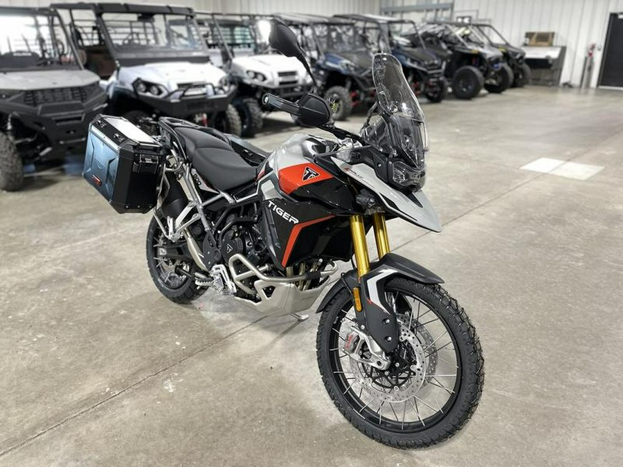 2024 Triumph Tiger 900 Rally Pro Ash Grey / Intense Orange